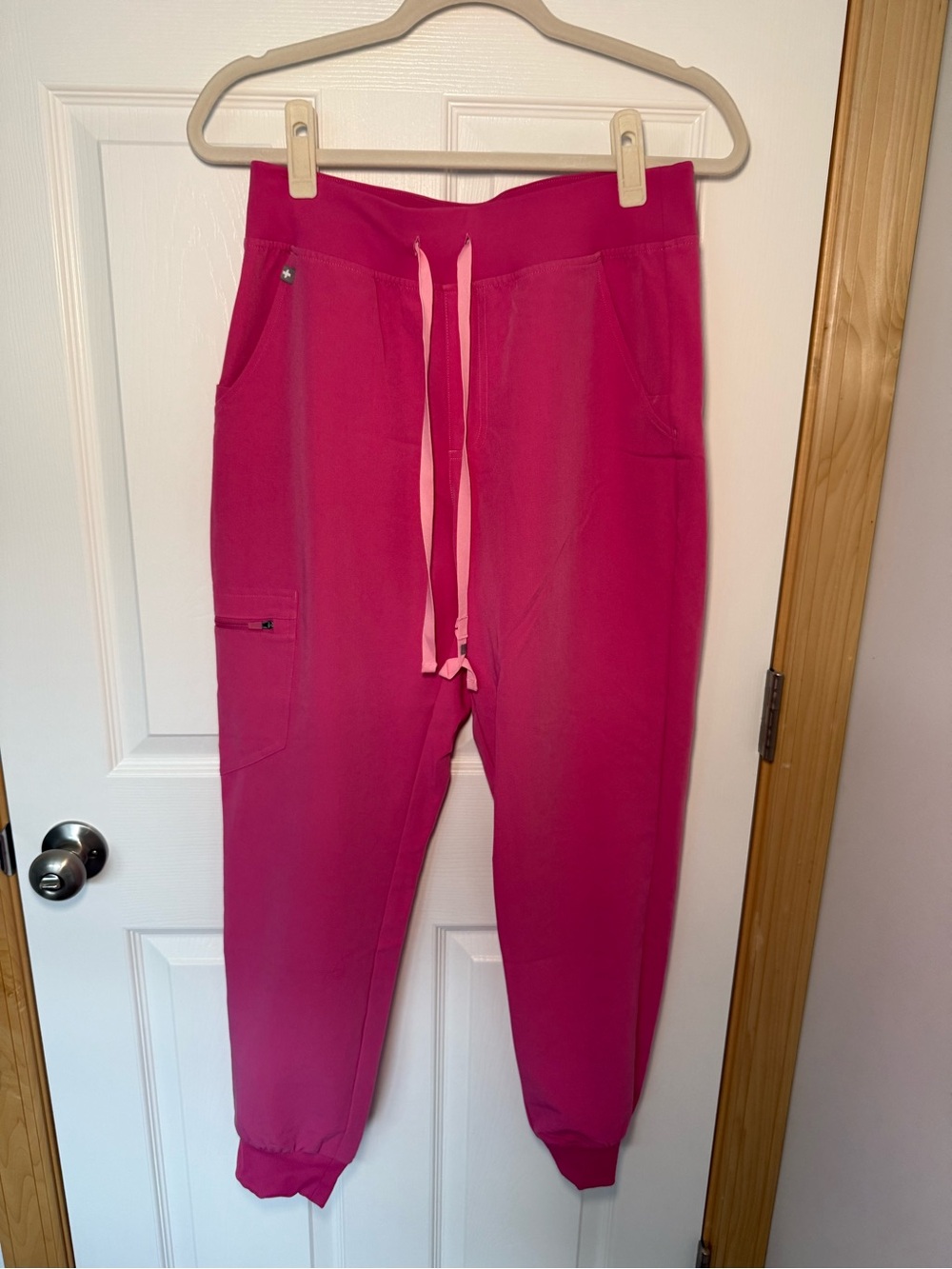 Figs F’ing Pink High Waisted Zamora Jogger Scrub Pant Size M